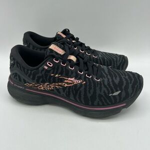 Brooks Ghost 15 Womens Size 6 Black leopard print athletic running sneaker Shoe